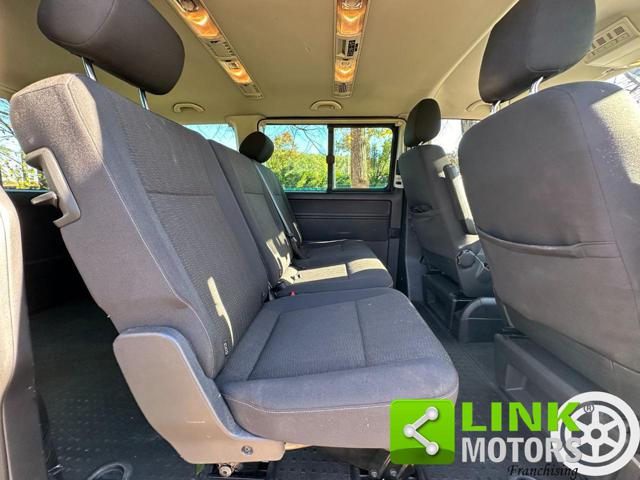 VOLKSWAGEN Caravelle usata, con Fendinebbia
