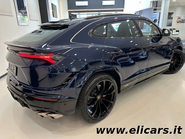 LAMBORGHINI Urus usata, con Autoradio
