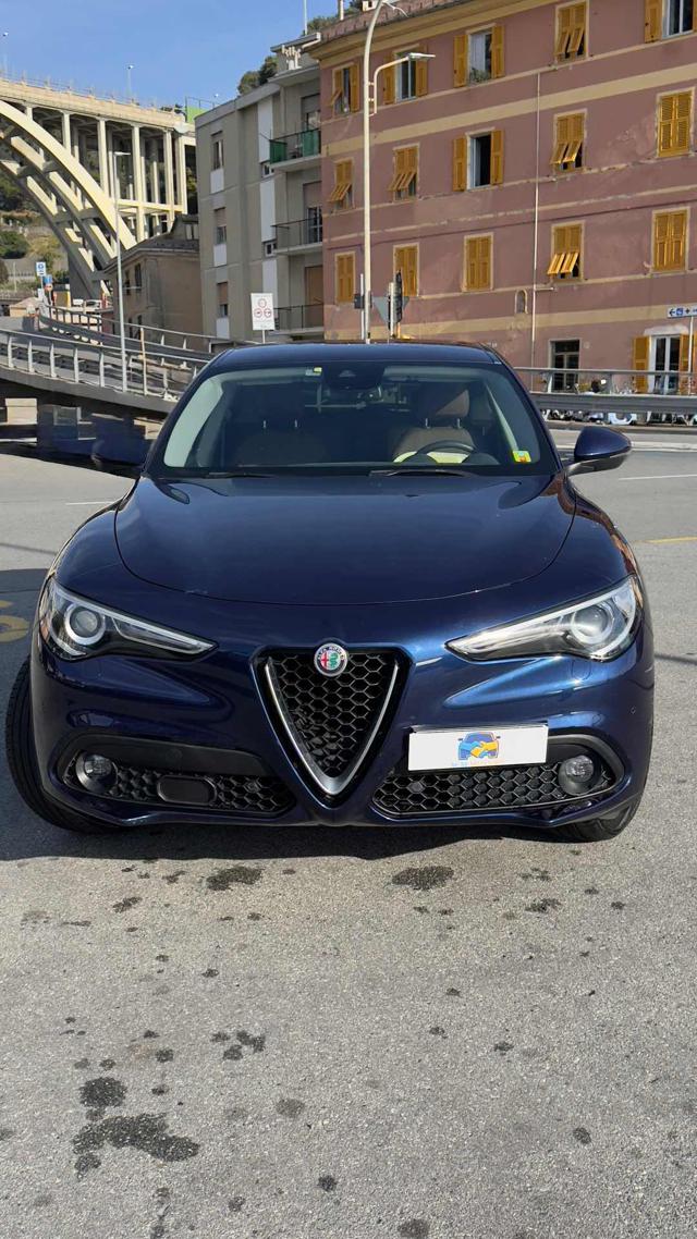 ALFA ROMEO Stelvio usata, con Chiusura centralizzata