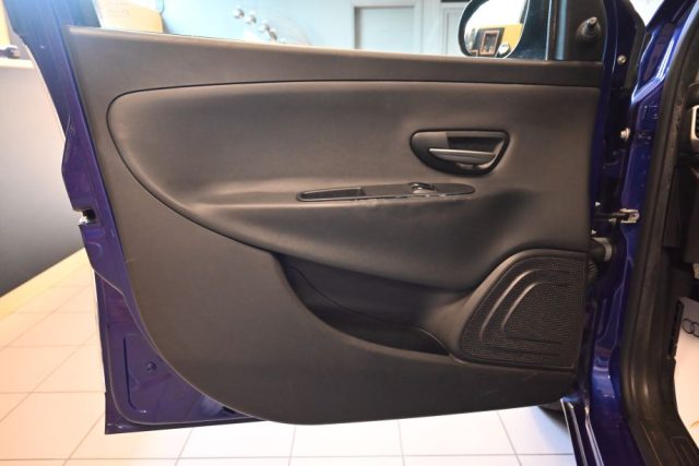 LANCIA Ypsilon usata 36