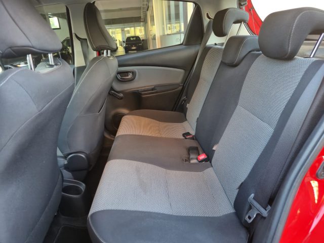 TOYOTA Yaris usata, con Touch screen