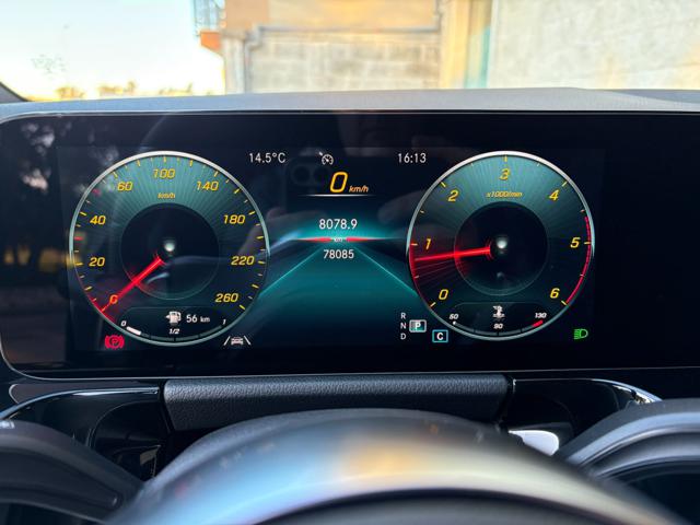 MERCEDES-BENZ GLA 200 usata, con Fari LED