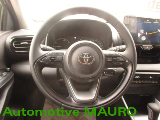 TOYOTA Yaris usata, con Telecamera per parcheggio assistito