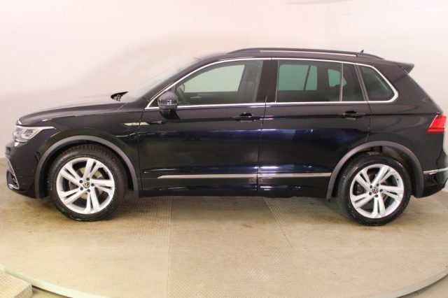 VOLKSWAGEN Tiguan usata, con Airbag laterali