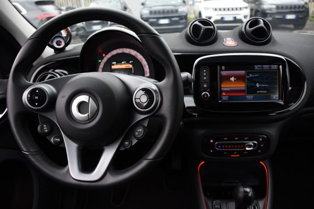 SMART ForFour usata, con Controllo automatico clima