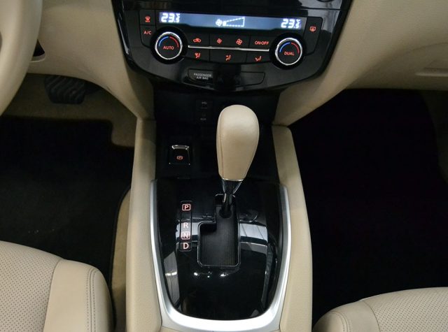 NISSAN X-Trail usata, con Climatizzatore