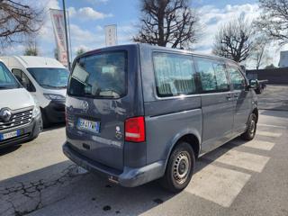 VOLKSWAGEN Caravelle usata, con Alzacristalli elettrici