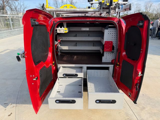 FIAT Fiorino usata 18