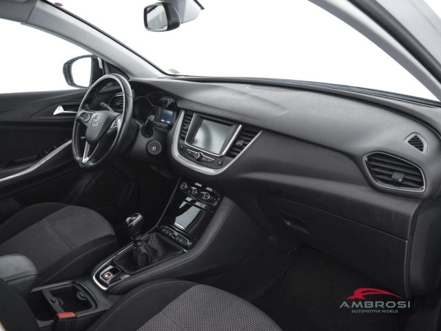 OPEL Grandland X usata 11