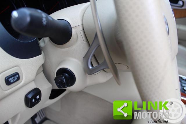 INFINITI FX37 usata, con Bluetooth