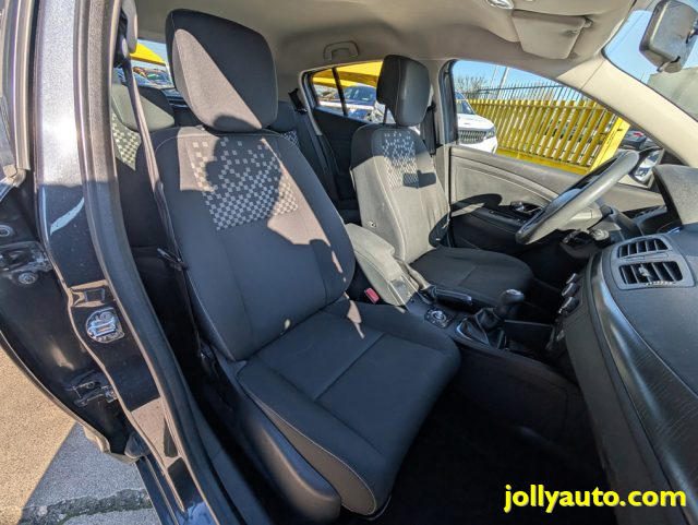 RENAULT Megane usata, con Specchietti laterali elettrici