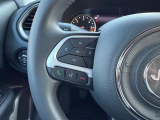 JEEP Renegade usata, con USB