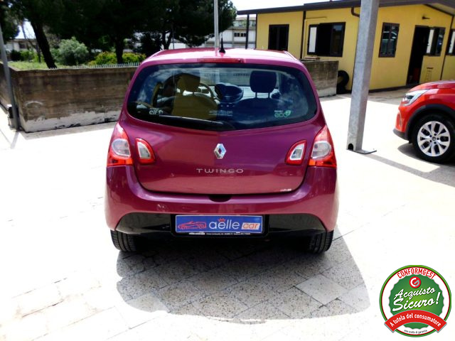 RENAULT Twingo usata, con Autoradio