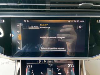 AUDI Q8 usata, con Volante multifunzione