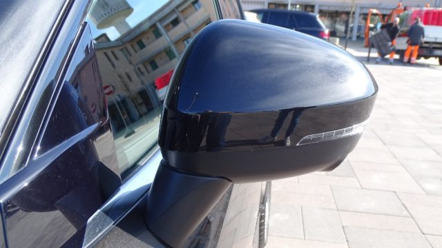 NISSAN Qashqai usata, con Luci diurne LED