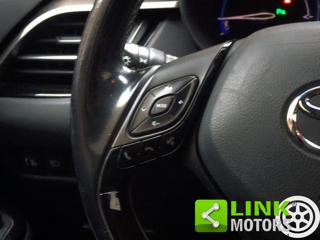 TOYOTA C-HR usata, con Sistema di navigazione