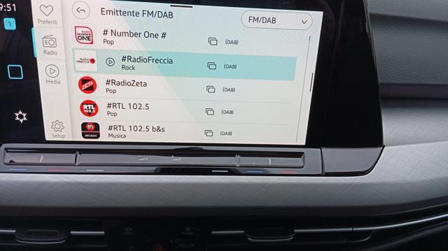 VOLKSWAGEN Golf usata, con Sensori di parcheggio posteriori