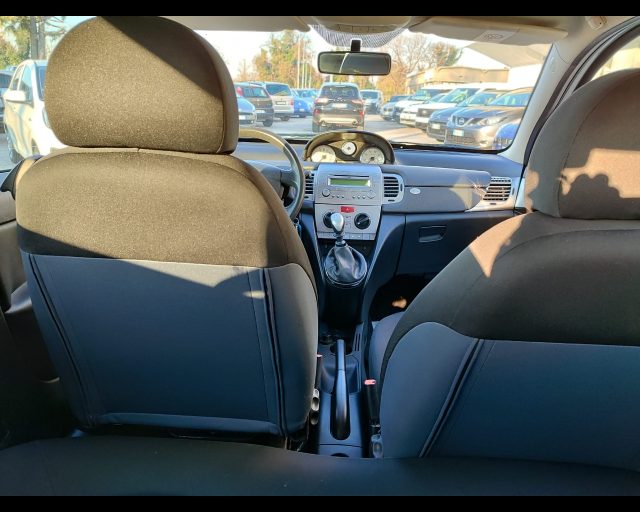 LANCIA Ypsilon usata 10