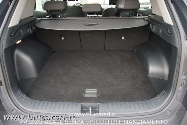 KIA Sportage usata, con Sedile posteriore sdoppiato