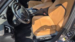 LEXUS UX 250h usata, con Park Distance Control