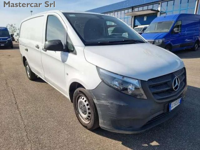 MERCEDES-BENZ Vito usata, con Servosterzo