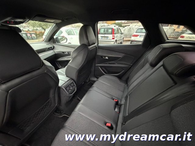 PEUGEOT 3008 usata, con Sensori di parcheggio posteriori