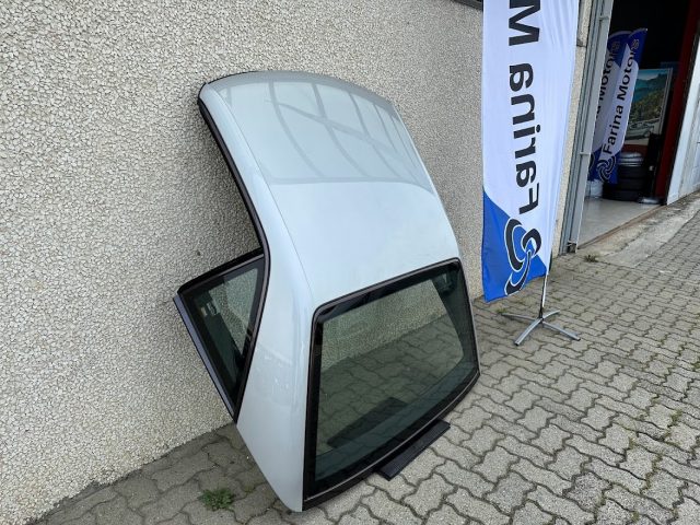 MERCEDES-BENZ SL 280 usata, con Pneumatici estivi