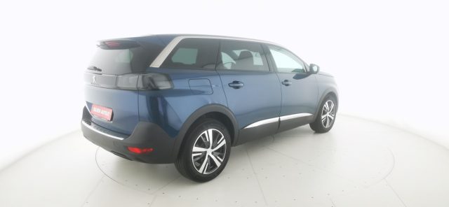 PEUGEOT 5008 usata, con Boardcomputer
