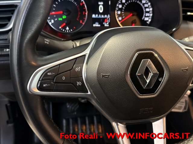 RENAULT Clio usata, con Sistema di navigazione