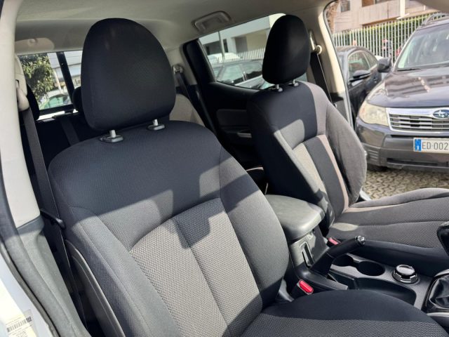 MITSUBISHI L200 usata, con Controllo automatico clima