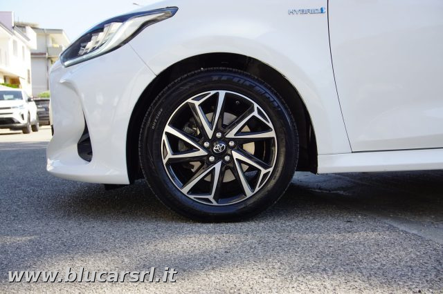 TOYOTA Yaris usata, con Bracciolo