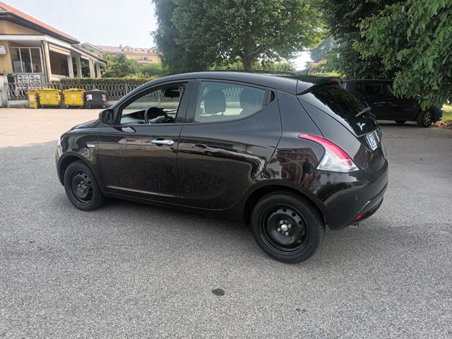 LANCIA Ypsilon usata, con Airbag