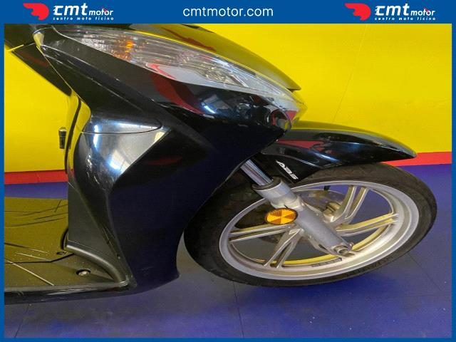 HONDA SH 300 i usata 7