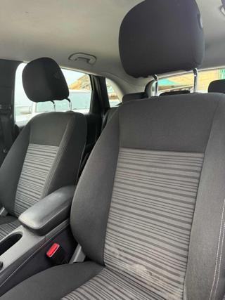 MERCEDES-BENZ B 180 usata, con Climatizzatore