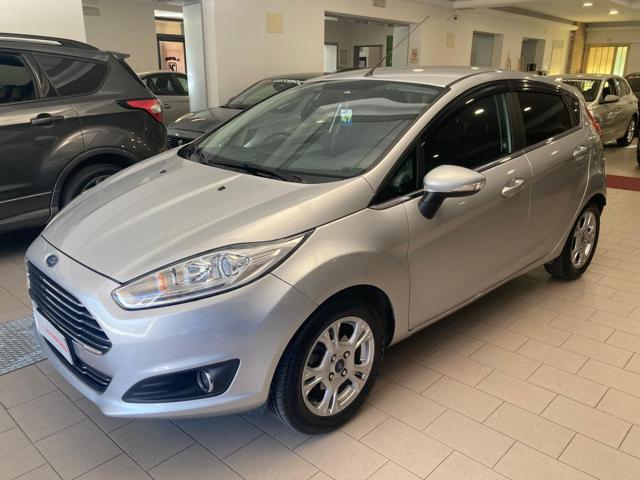 FORD Fiesta usata, con ABS