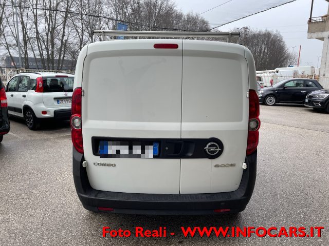 OPEL Combo usata, con Lettore CD