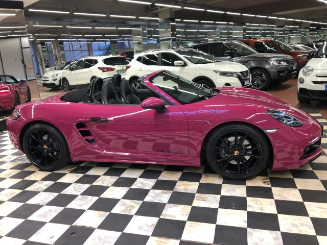 PORSCHE 718 Spyder usata 24
