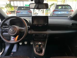 TOYOTA Yaris usata, con Cerchi in lega