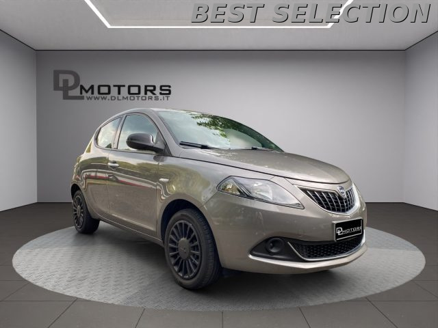 LANCIA Ypsilon usata, con Luci diurne LED