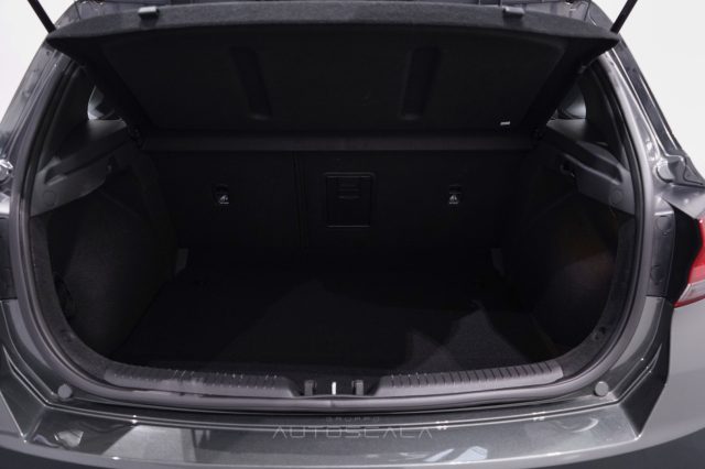 HYUNDAI i30 usata 37
