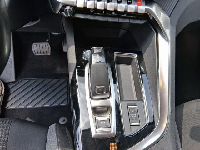 PEUGEOT 3008 usata, con Specchietti laterali elettrici