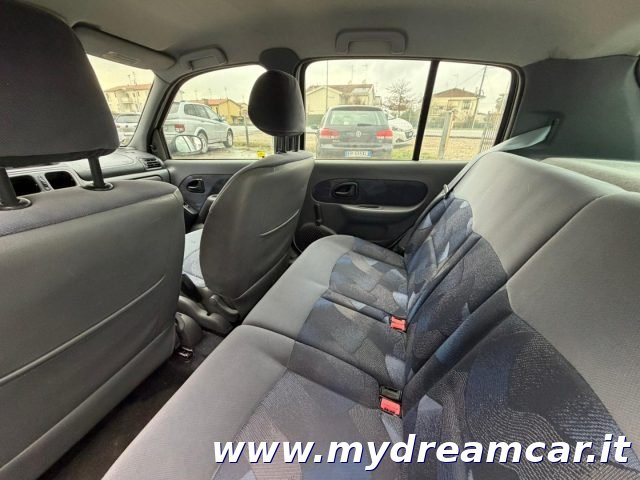 RENAULT Clio usata 11