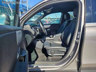 MERCEDES-BENZ GLB 200 usata 8