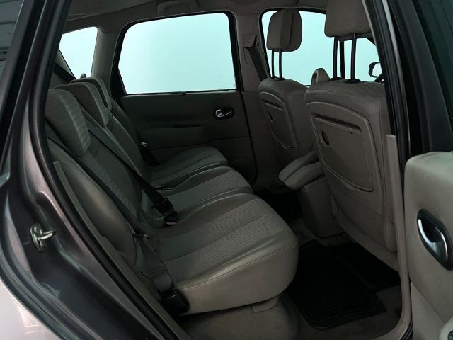 RENAULT Scenic usata 22
