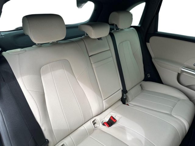 MERCEDES-BENZ B 180 usata, con Interni in pelle