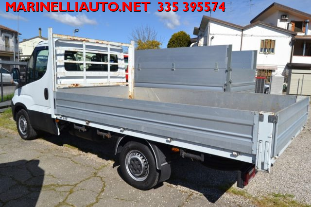IVECO Daily usata, con ESP