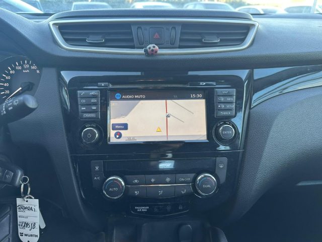 NISSAN Qashqai usata, con Autoradio