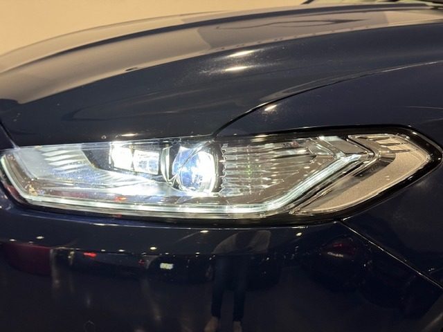 FORD Mondeo usata, con Volante in pelle