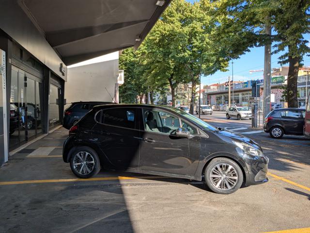 PEUGEOT 208 usata, con Chiusura centralizzata