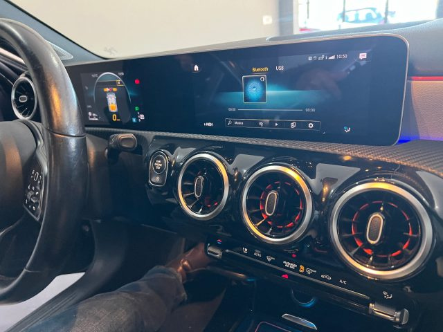 MERCEDES-BENZ A 180 usata, con Chiusura centralizzata